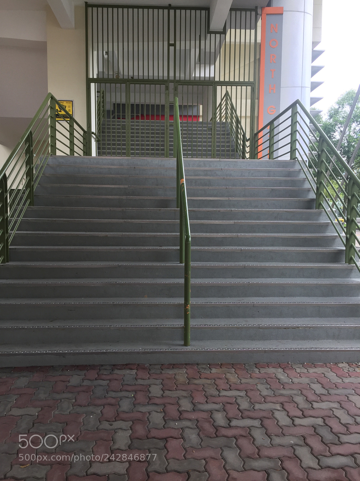 Apple iPhone 6 sample photo. 04. jalan besar sports photography