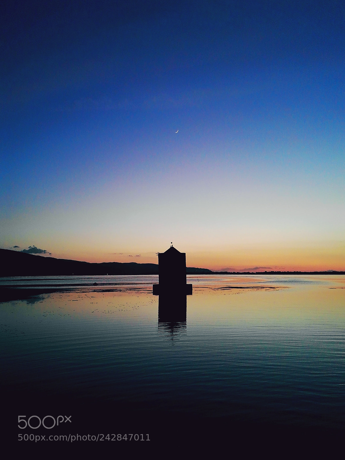 HUAWEI P8 sample photo. Blue hour photography