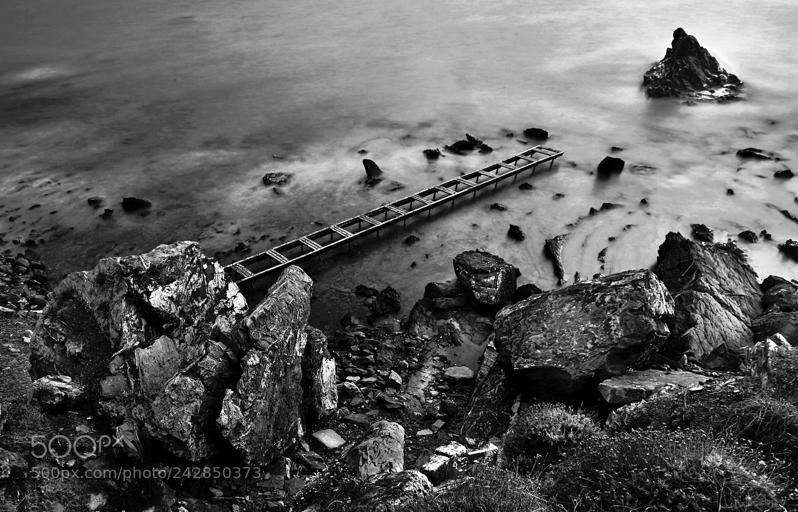 Sony a7R sample photo. Pontile abbandonato photography