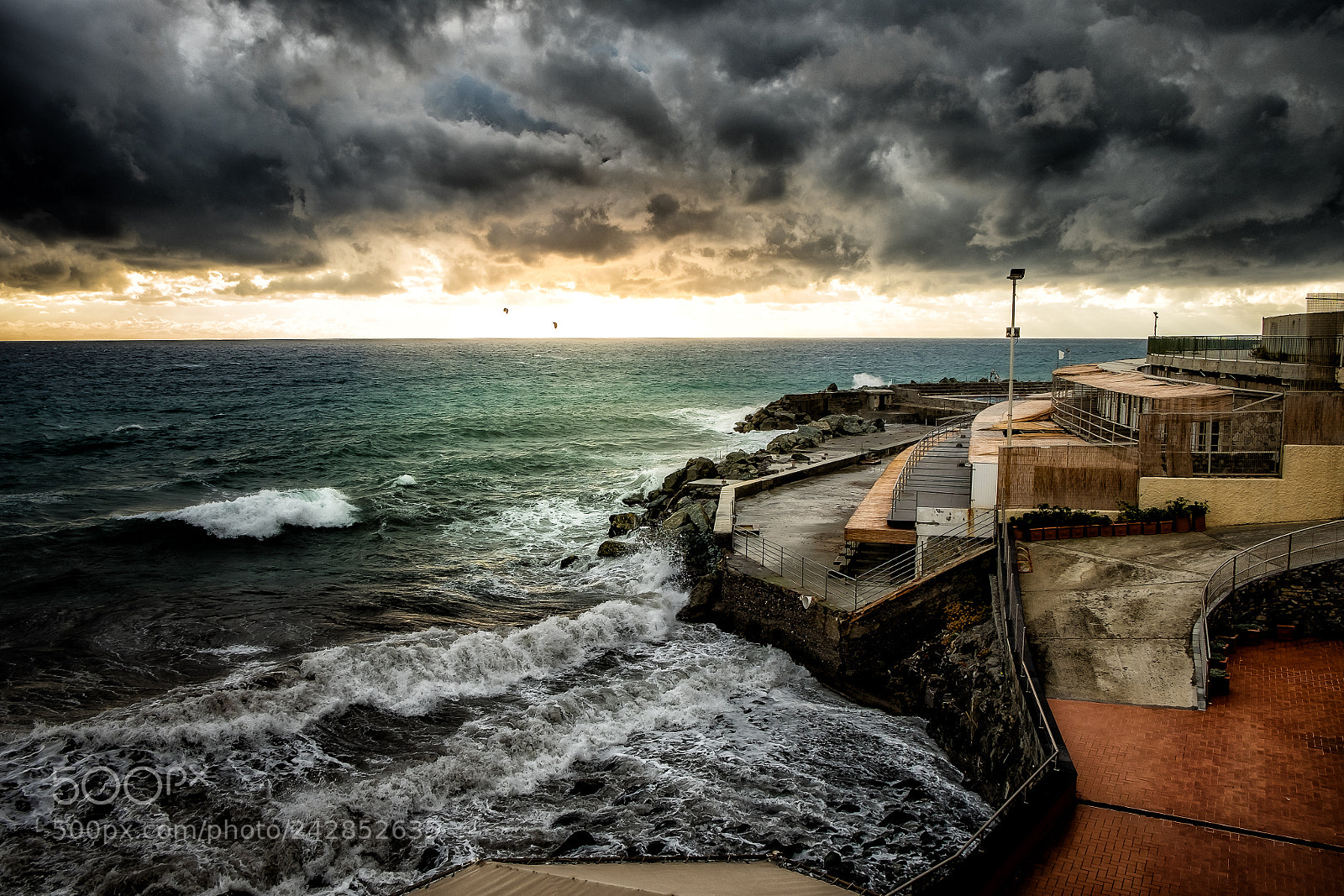 Fujifilm X-E2 sample photo. Meeting at the storm photography