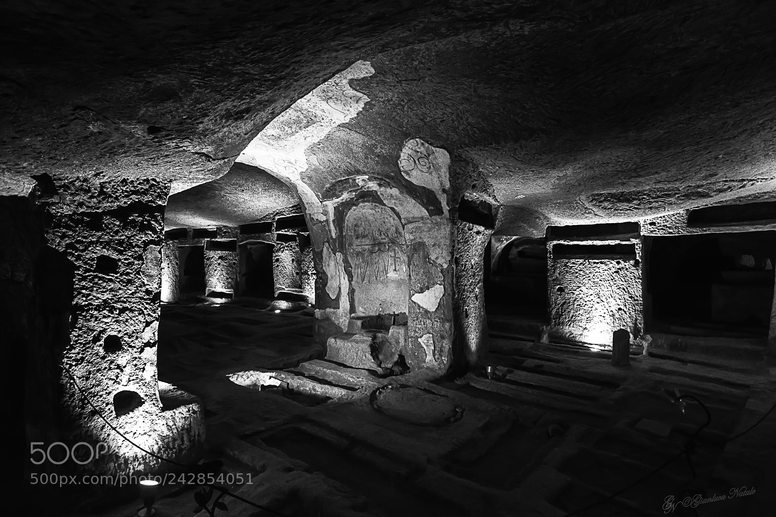 Nikon D7100 sample photo. Catacombe san gennaro photography