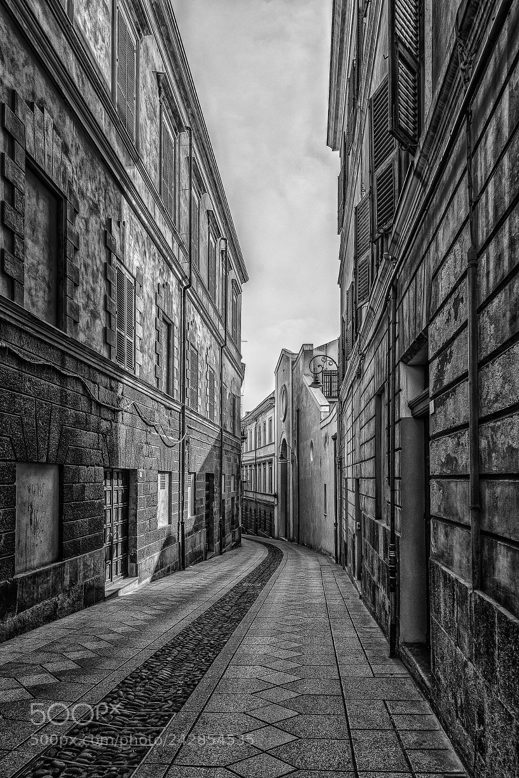 Nikon D800 sample photo. Silent street photography
