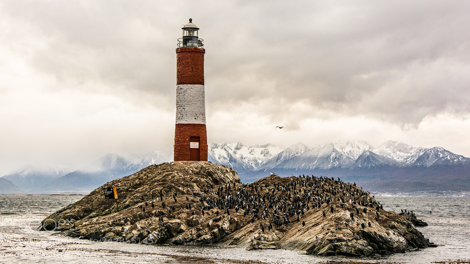 Nikon D7100 sample photo. Les Éclaireurs lighthouse photography