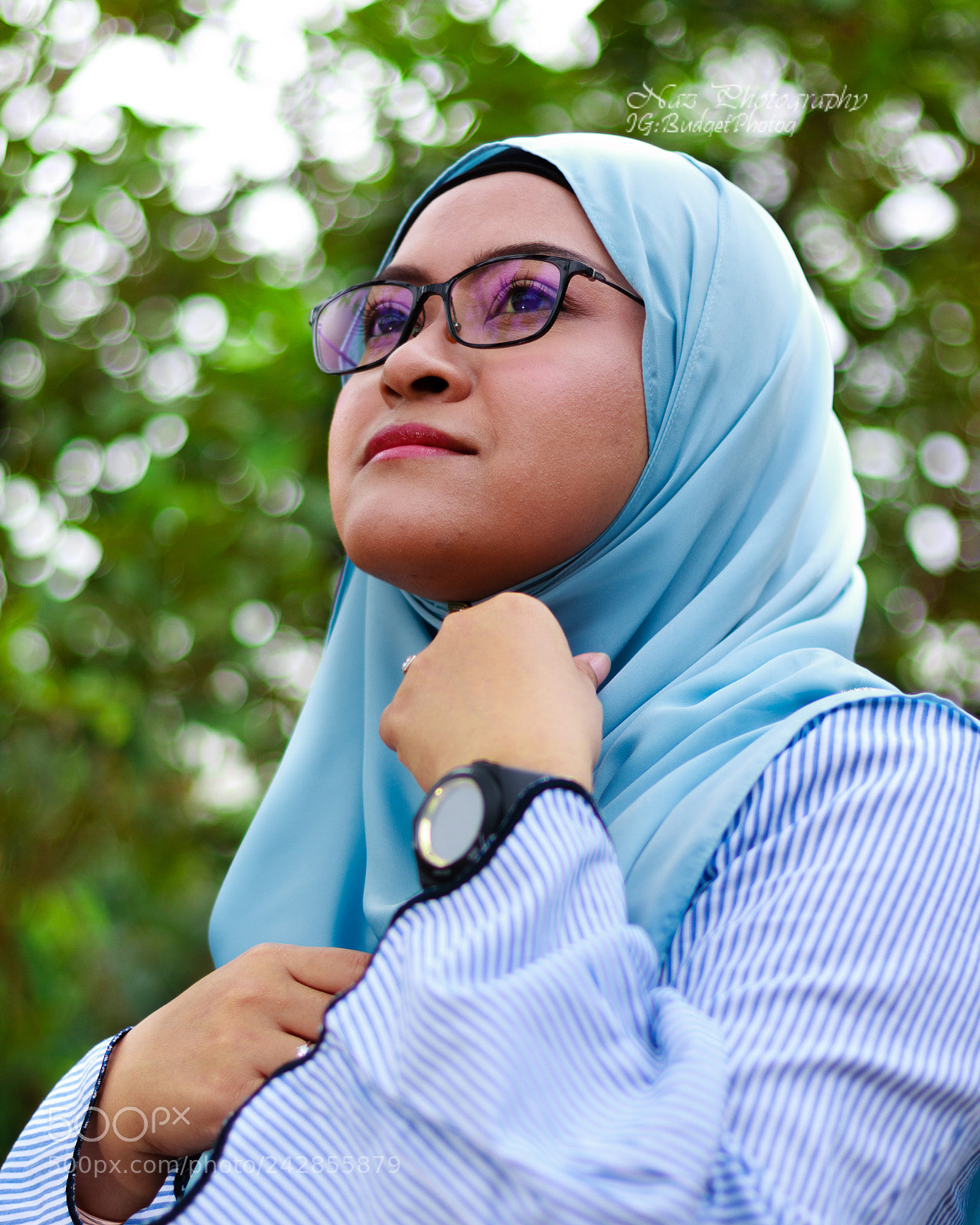 Canon EOS M5 sample photo. Portrait at the park photography