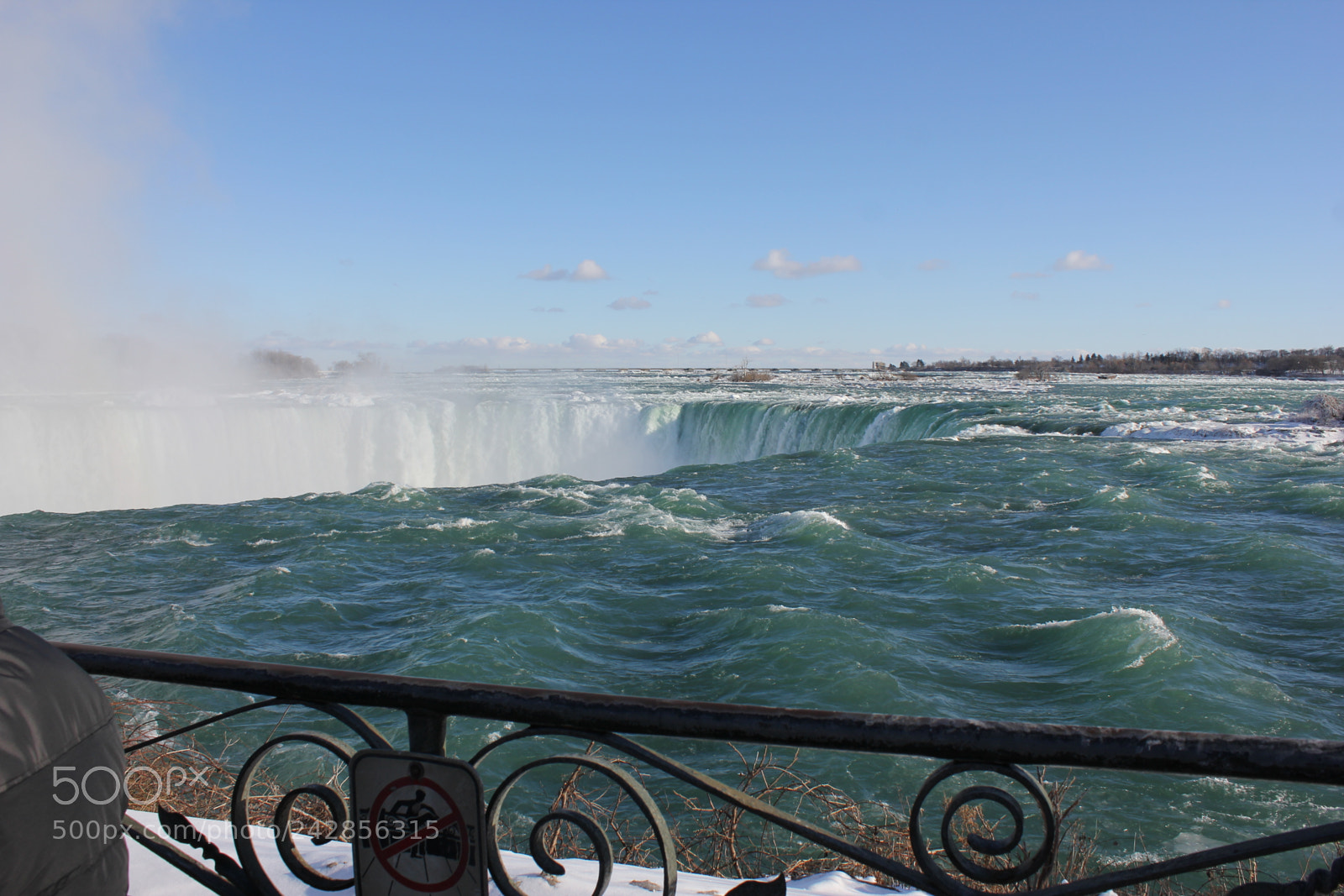 Canon EOS 550D (EOS Rebel T2i / EOS Kiss X4) sample photo. Niagara falls, park and photography
