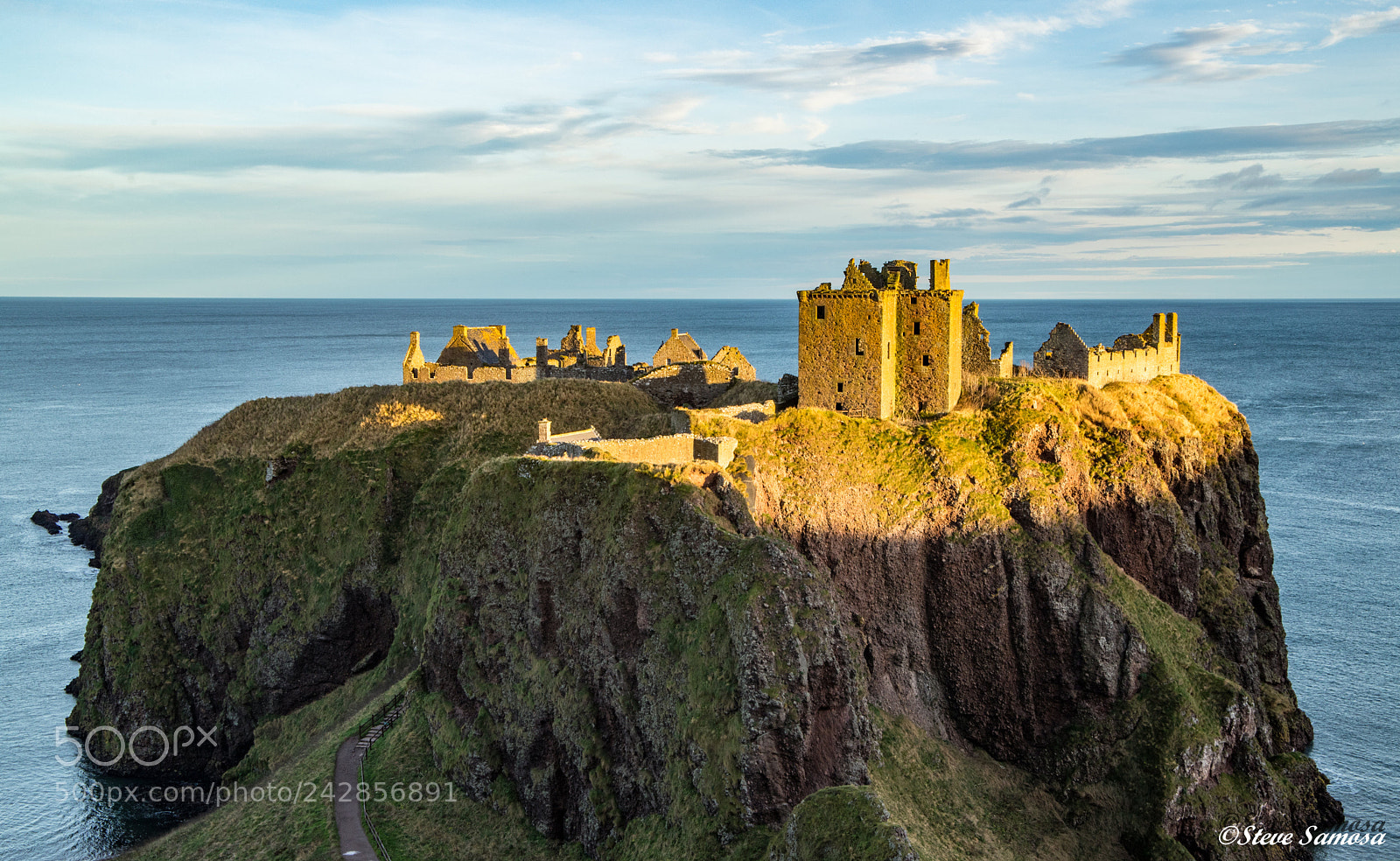 Canon EOS 6D Mark II sample photo. Dunnottar castle photography