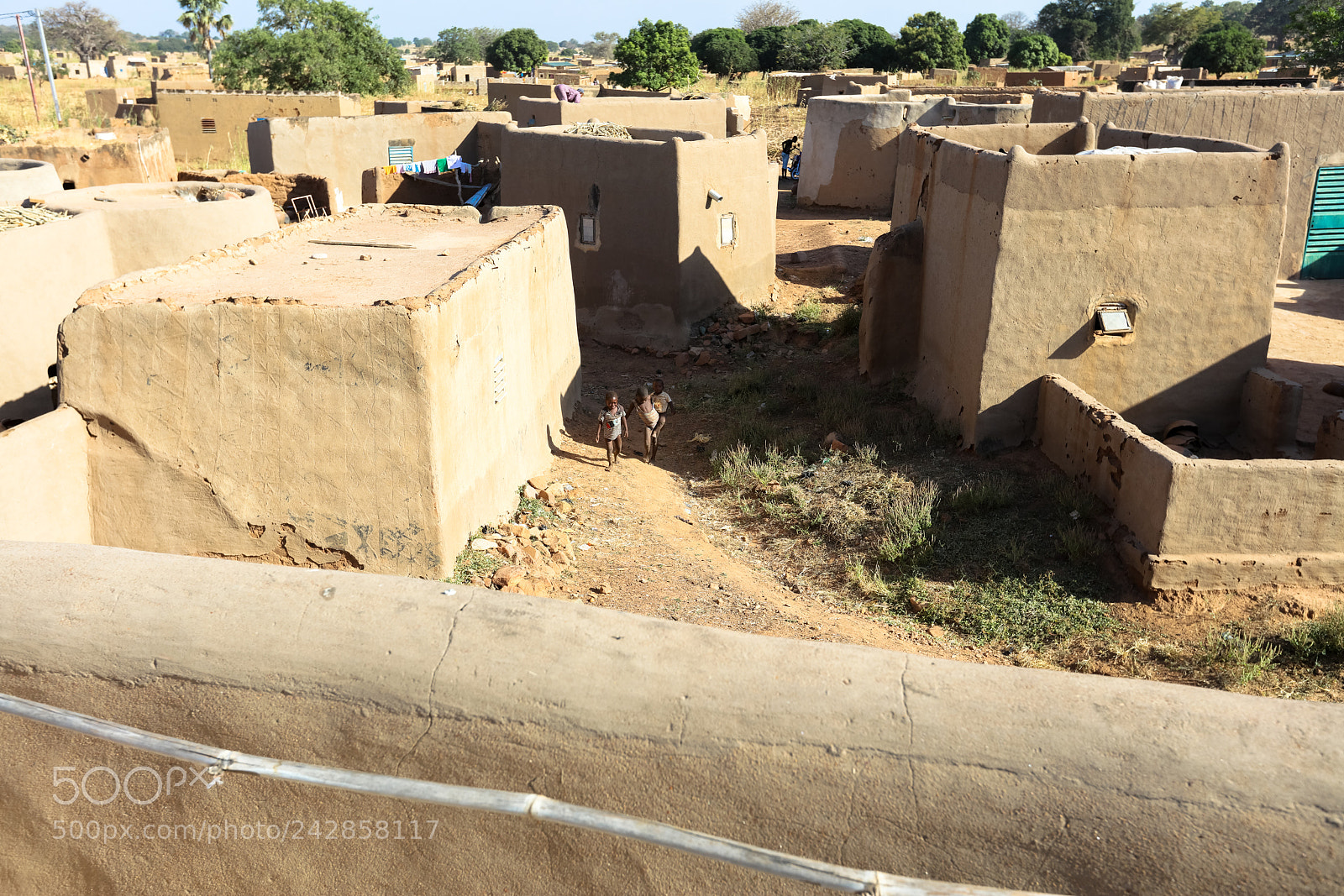 Canon EOS 5DS R sample photo. Rural village life photography