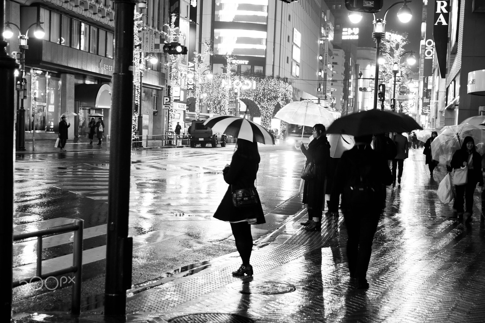 Canon EOS 650D (EOS Rebel T4i / EOS Kiss X6i) sample photo. Shibuya rainy night photography