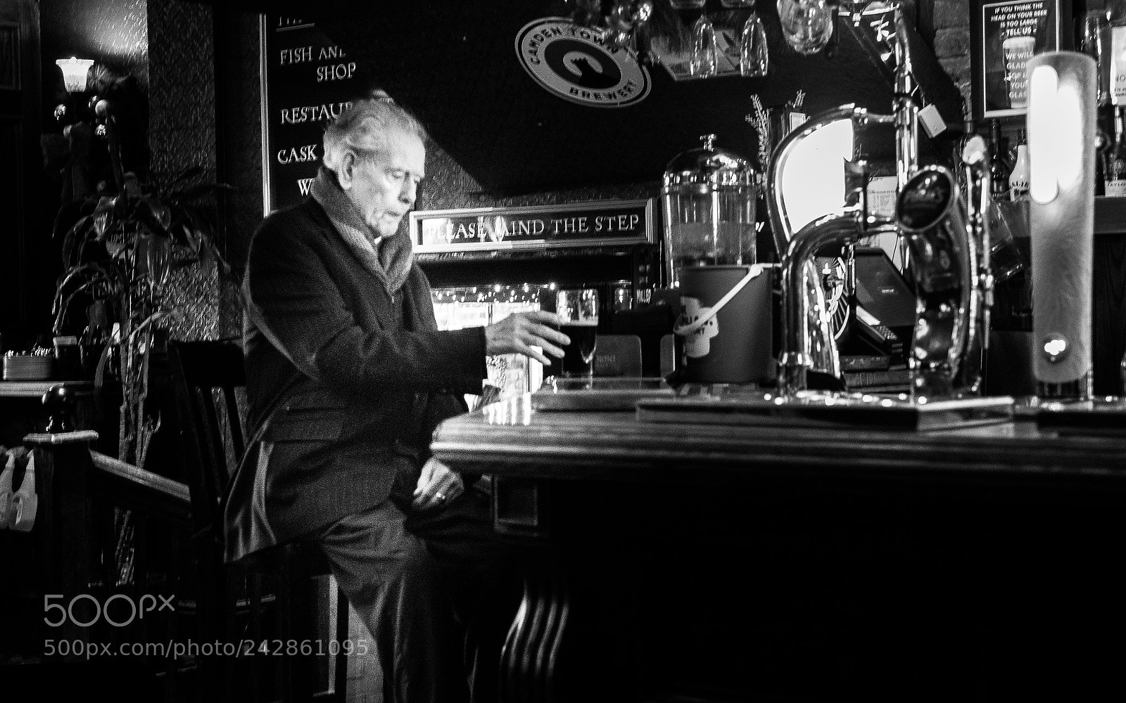 Nikon D5600 sample photo. One man one bier photography
