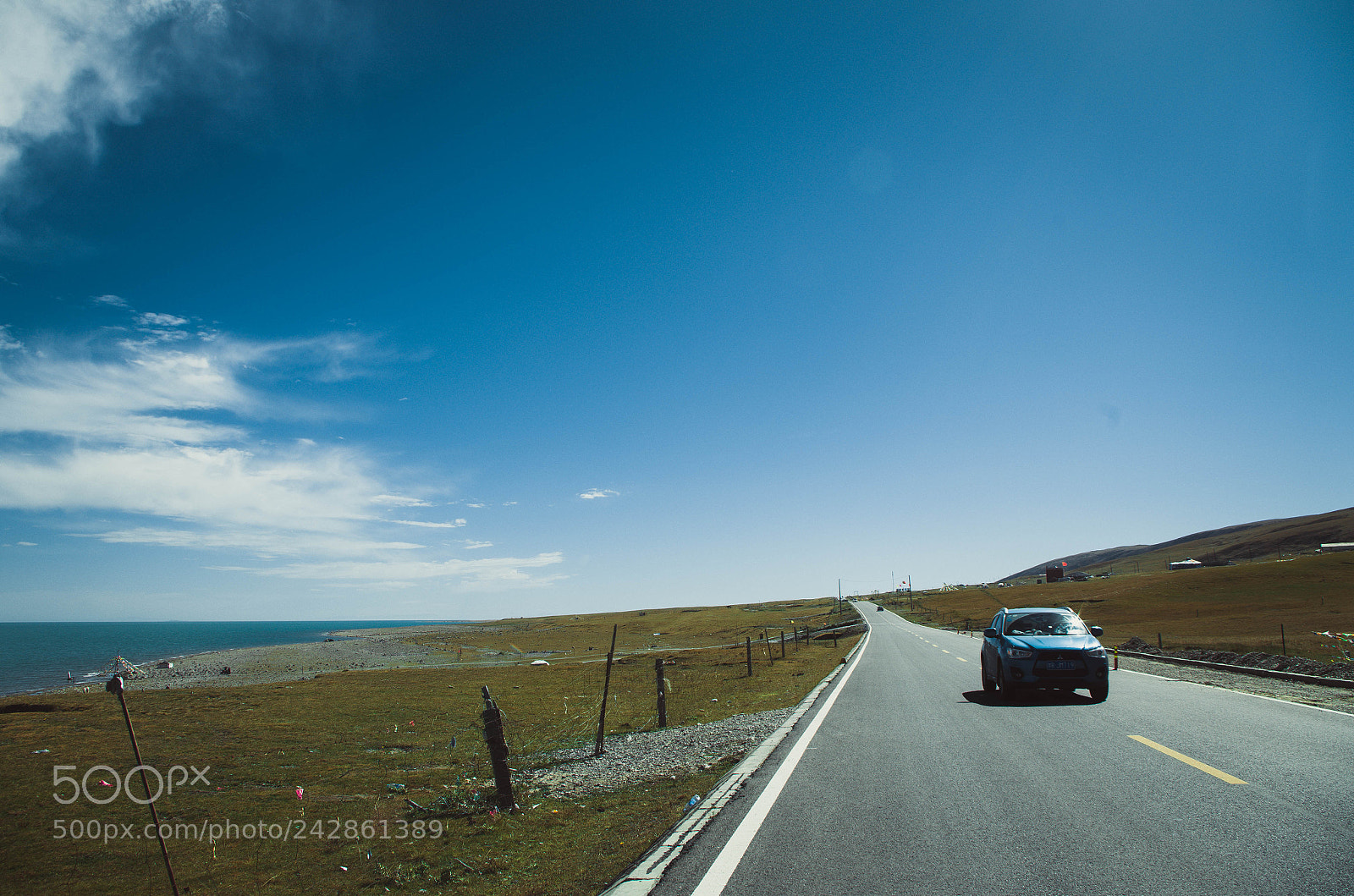 Pentax K-50 sample photo. On the road photography
