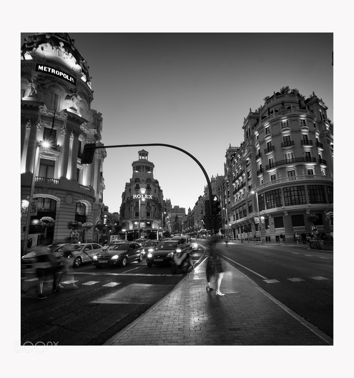 Fujifilm X-T2 sample photo. Gran via se mueve .. photography