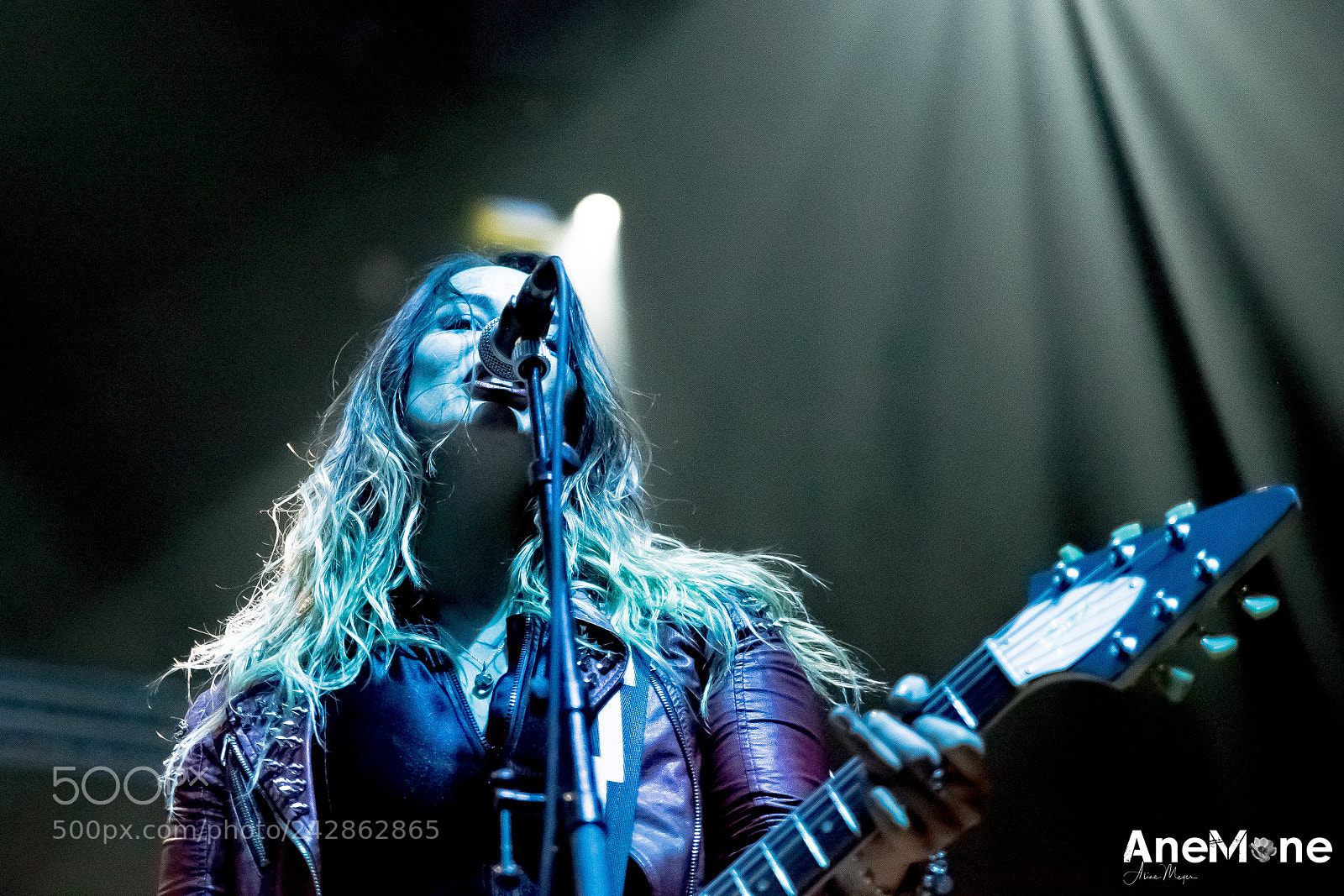 Canon EOS-1D X sample photo. Thundermother nancy on the photography