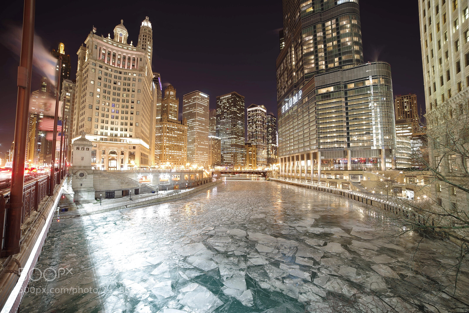 Pentax K-1 sample photo. Chicago frozen over photography