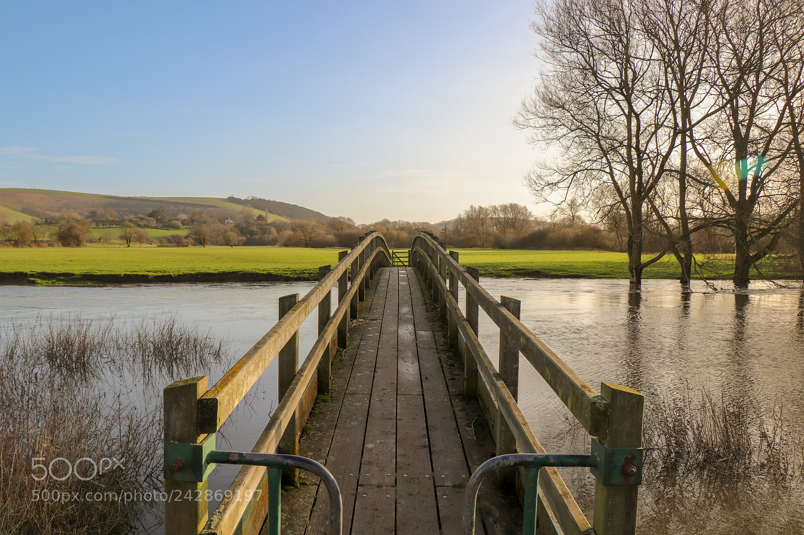 Canon EOS 77D (EOS 9000D / EOS 770D) sample photo. Rural footbridge photography