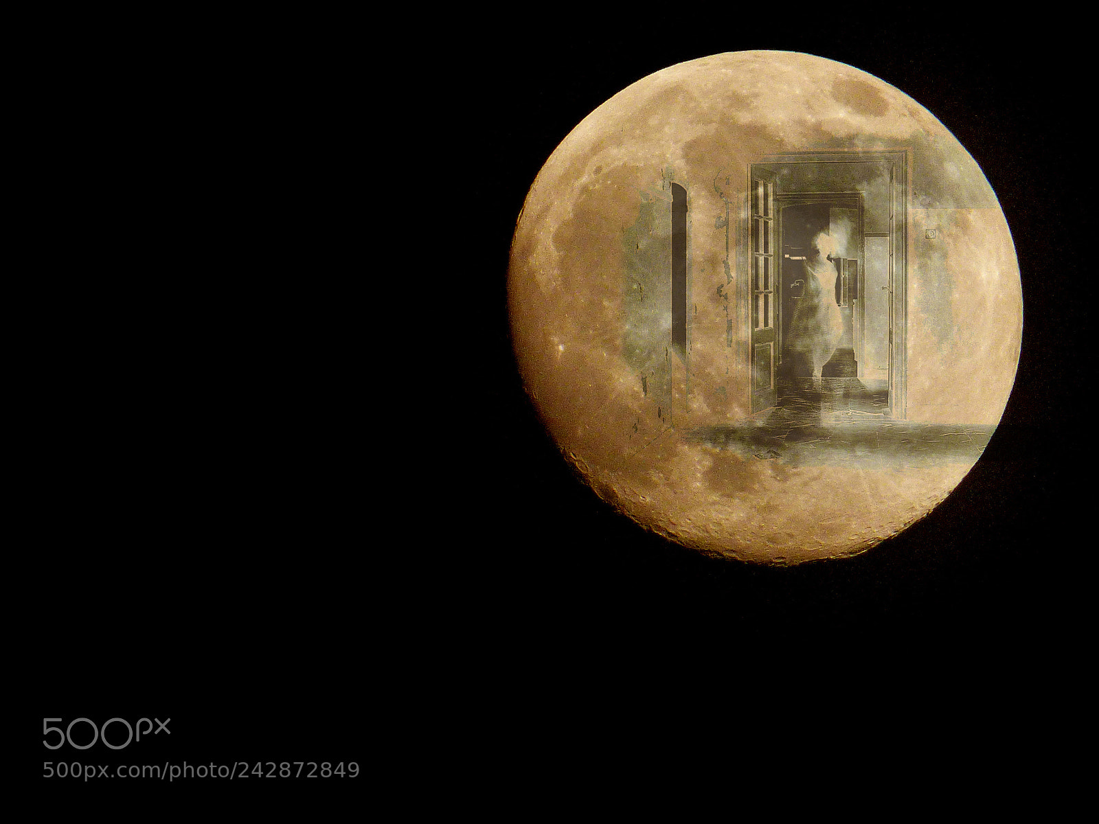 Panasonic DMC-FZ72 sample photo. Moon gate photography