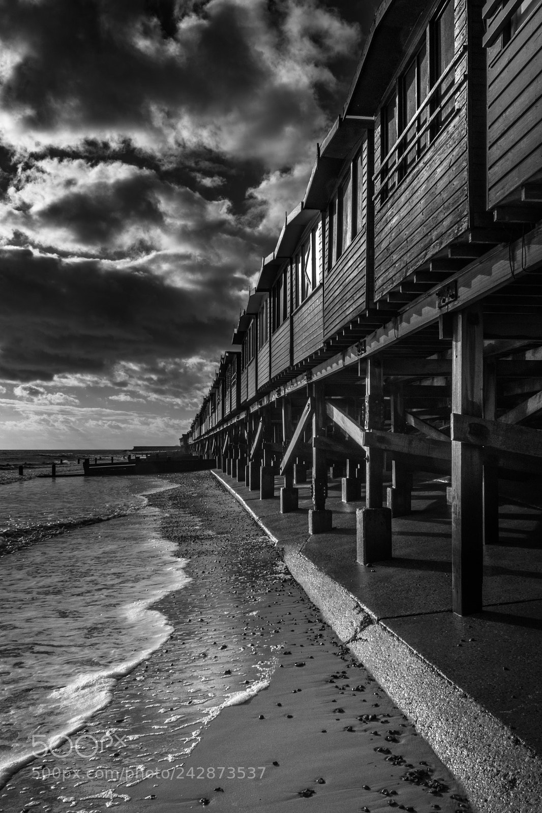 Nikon D5500 sample photo. Frinton beach huts photography