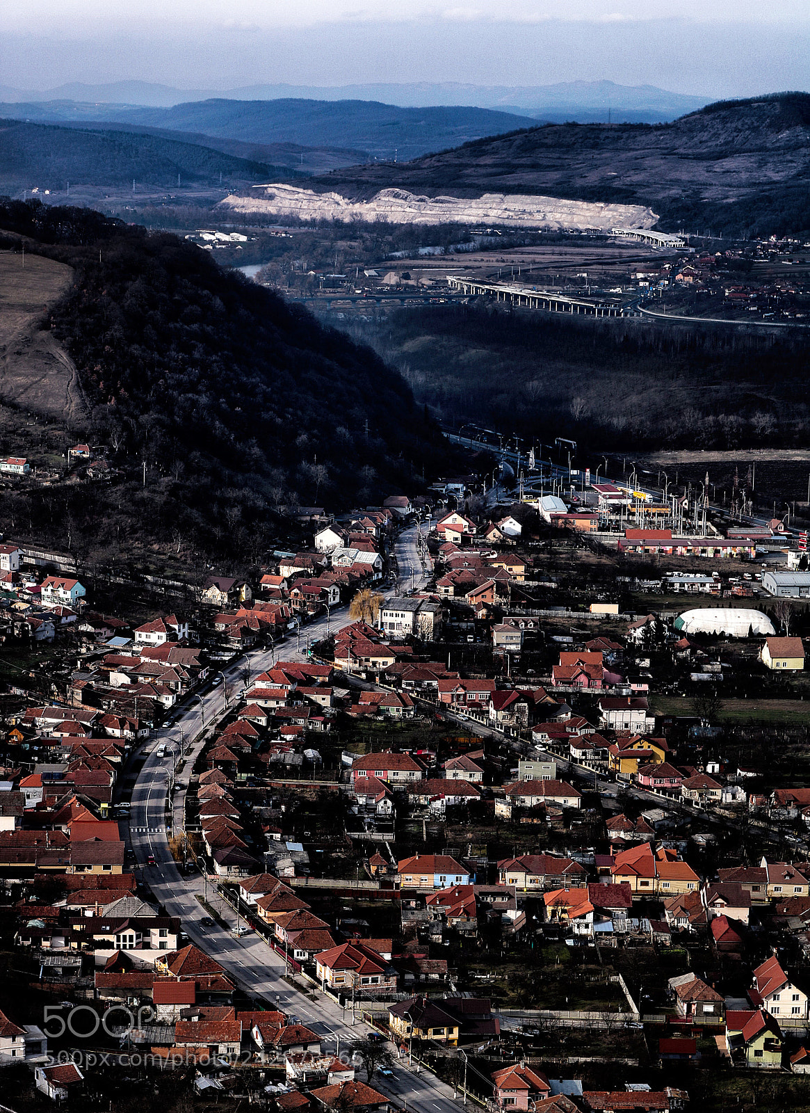 Canon EOS 750D (EOS Rebel T6i / EOS Kiss X8i) sample photo. Aerial road photography