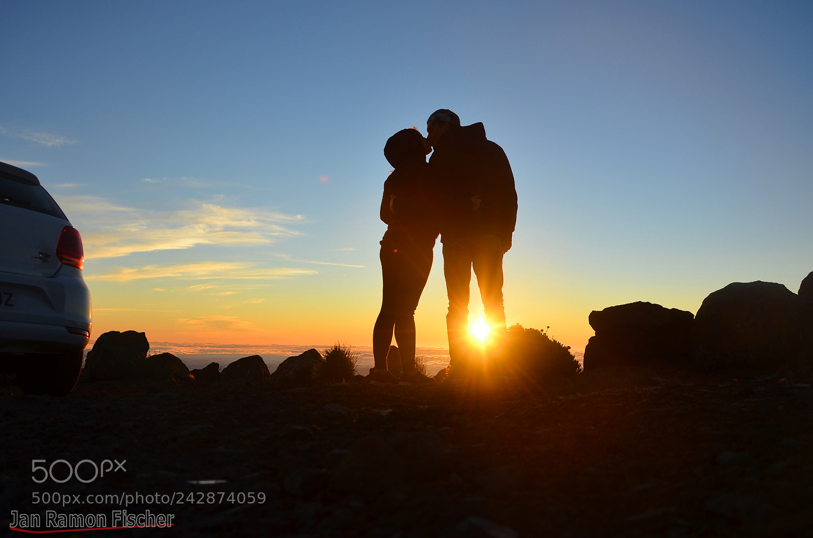Nikon D5100 sample photo. Golden love photography