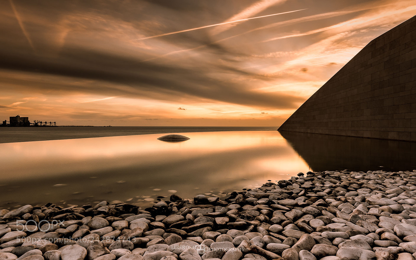 Nikon D7200 sample photo. Warm reflections photography