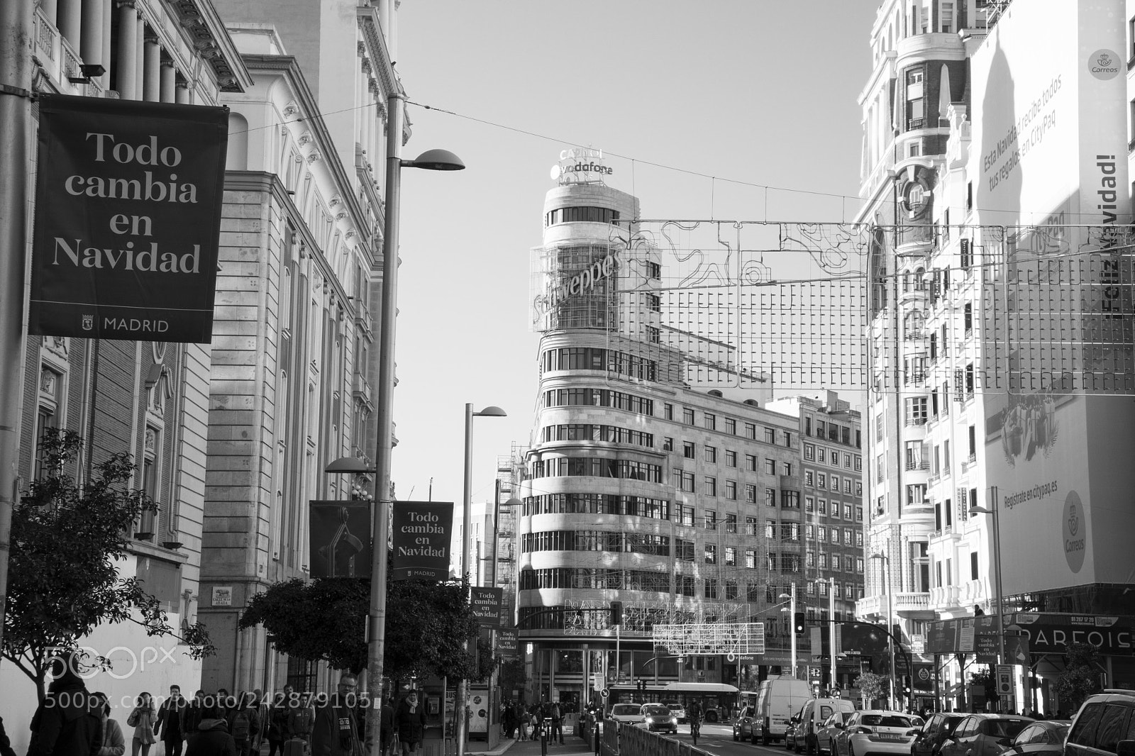 Nikon 1 J5 sample photo. Gran vía madrid photography