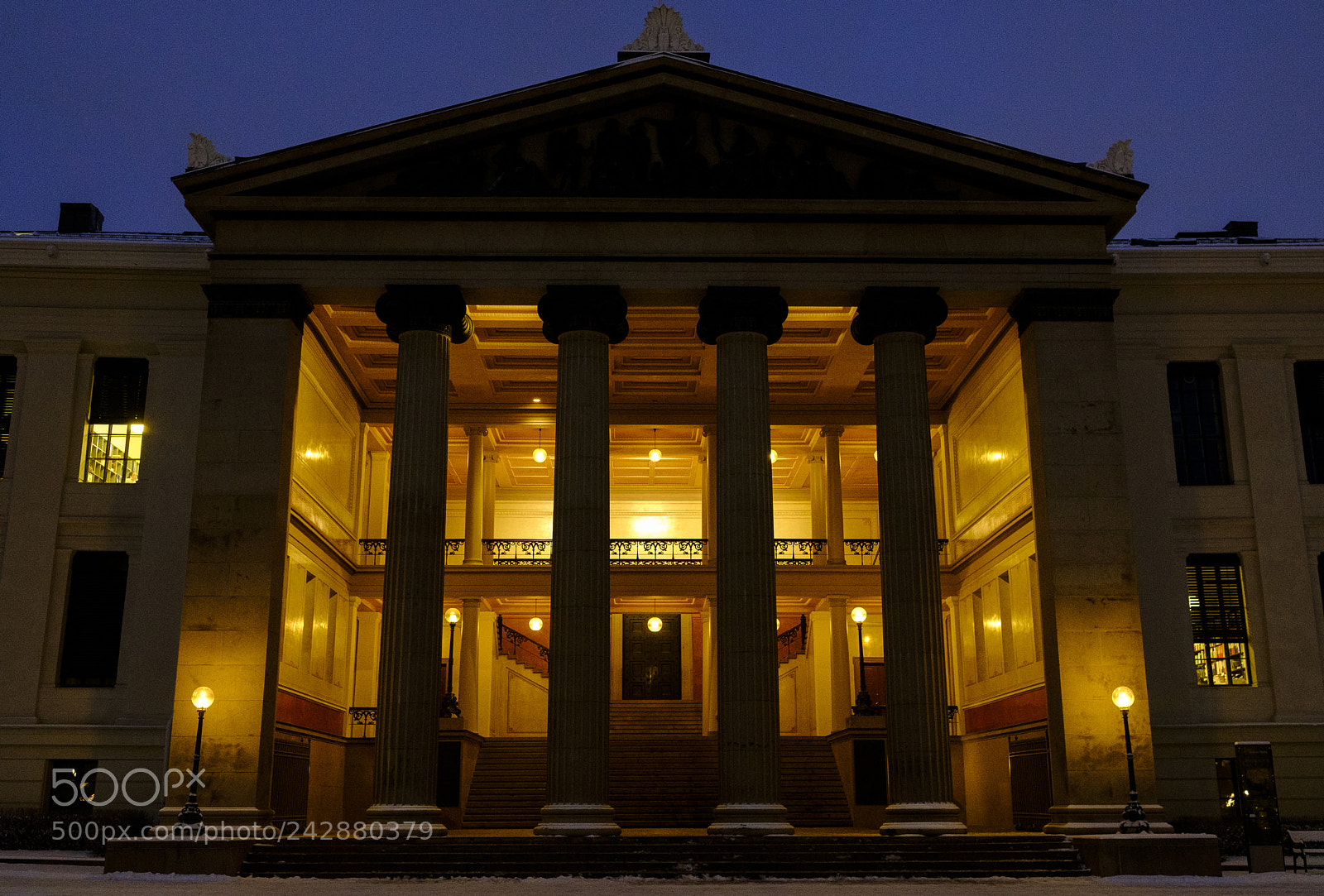 Fujifilm X-T2 sample photo. Universitetets aula i oslo photography
