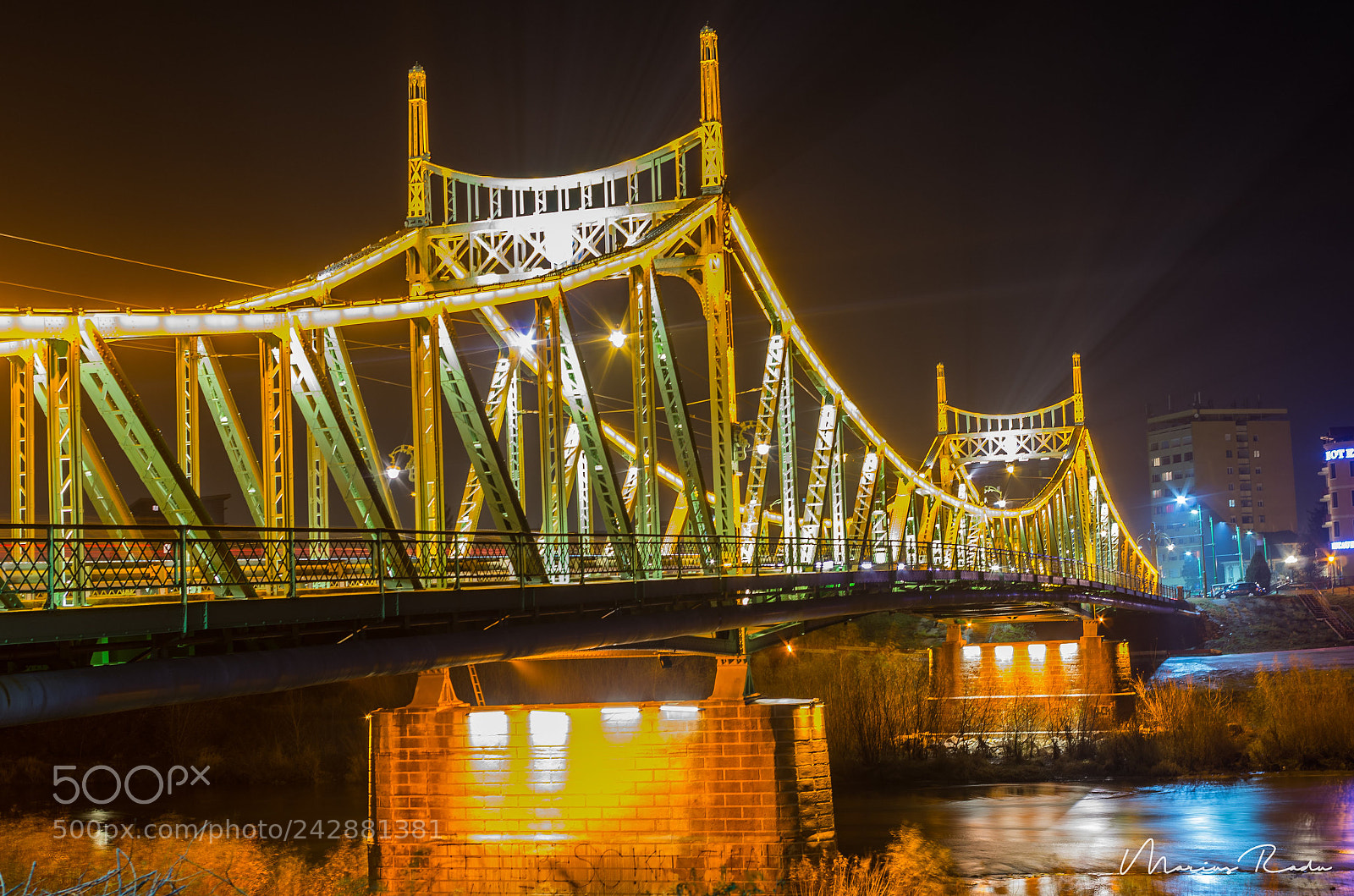 Pentax K-5 sample photo. Bridge photography