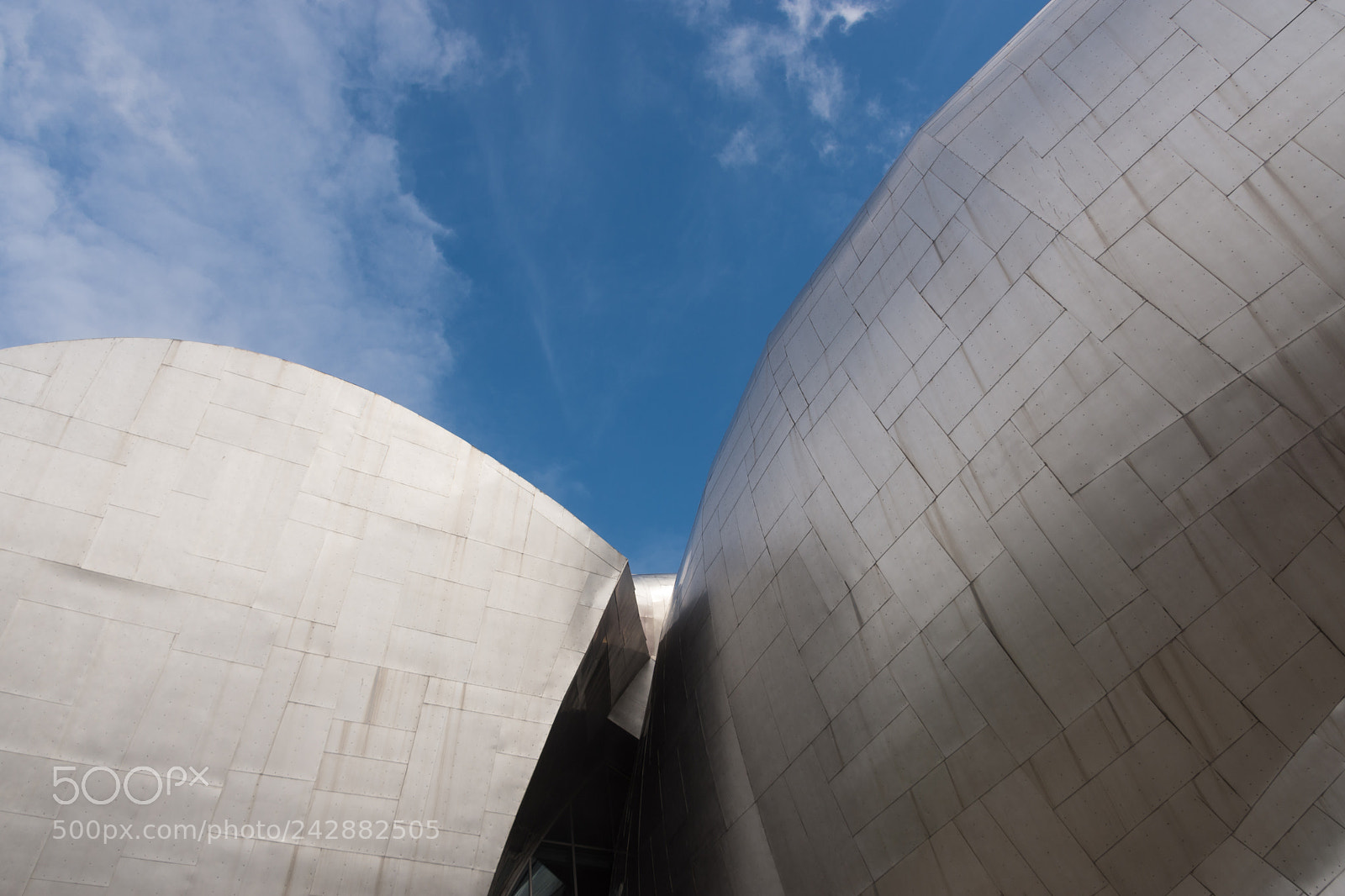 Nikon D7200 sample photo. Museum of pop culture photography