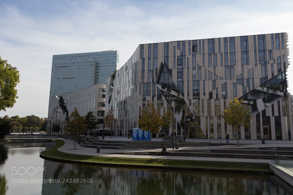 Canon EOS 60D sample photo. Modern architecture in dusseldorf photography