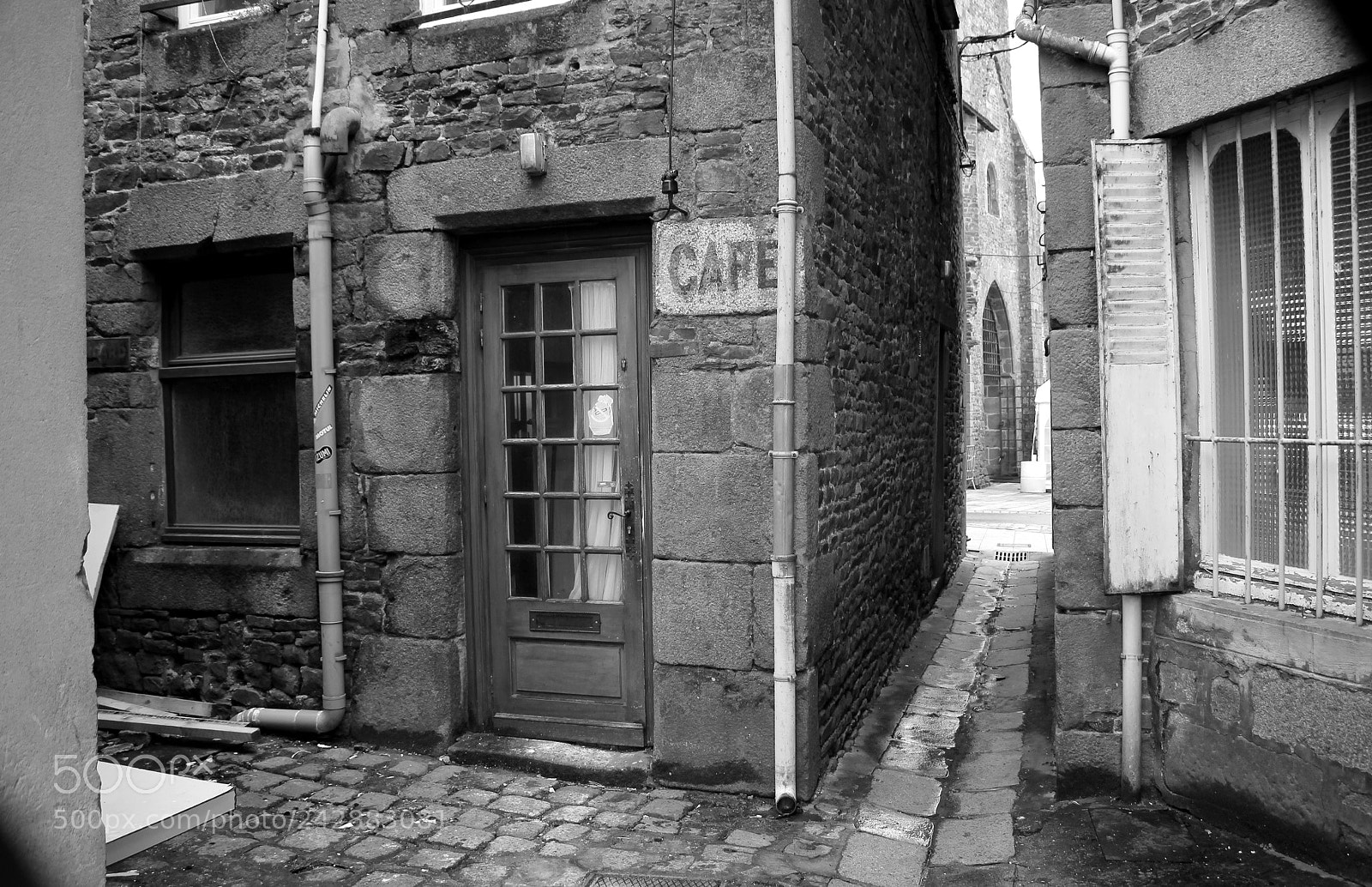 Canon EOS 550D (EOS Rebel T2i / EOS Kiss X4) sample photo. Café photography