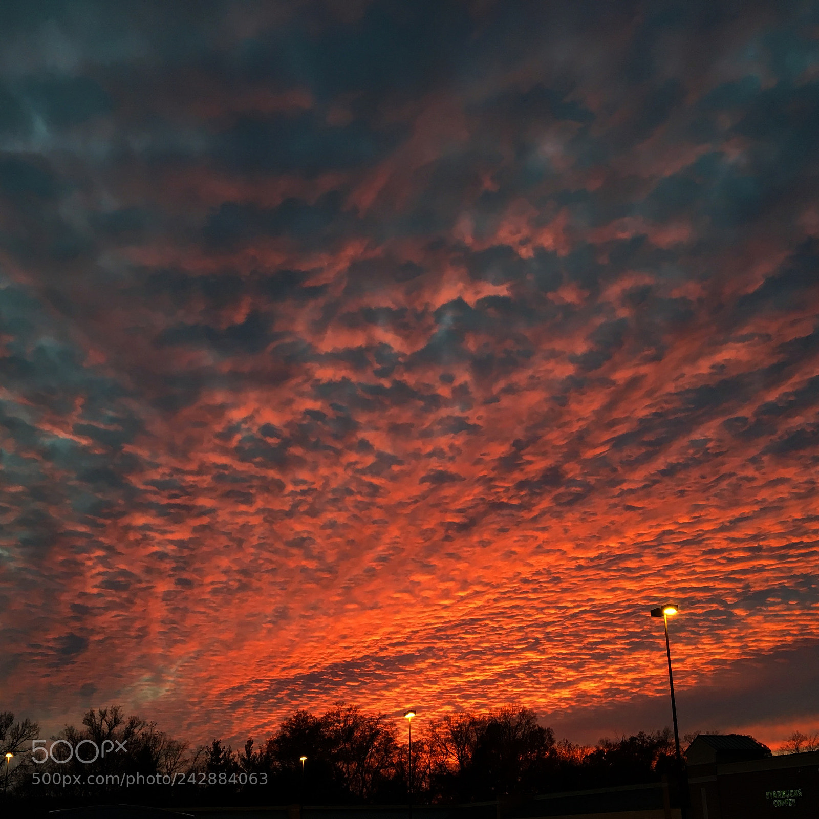 Apple iPhone 6s sample photo. Red sky at night photography
