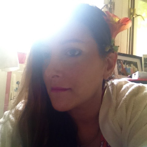 Apple iPad 2 sample photo. Self photography