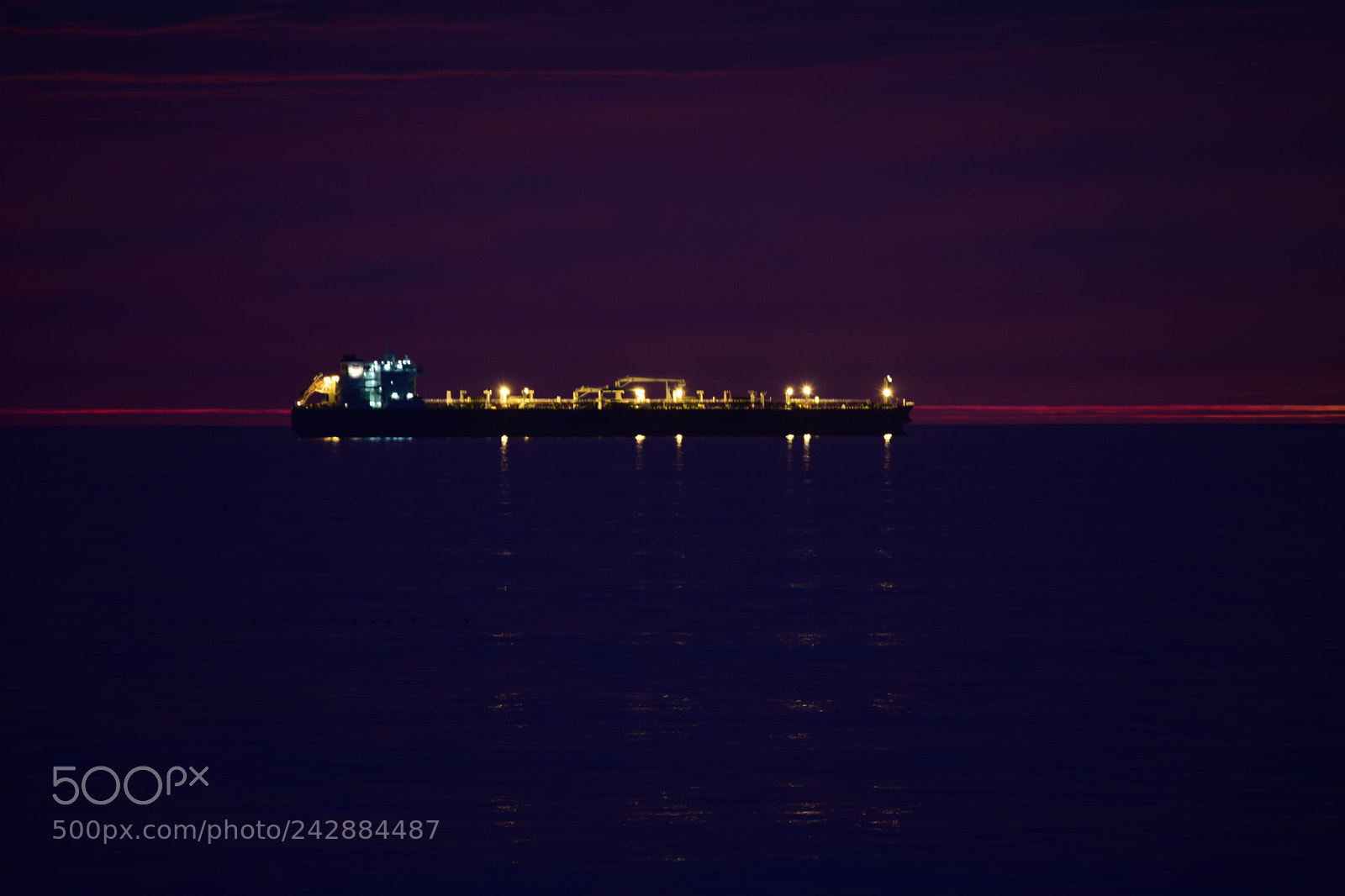Nikon D7200 sample photo. Freighter late sunset photography