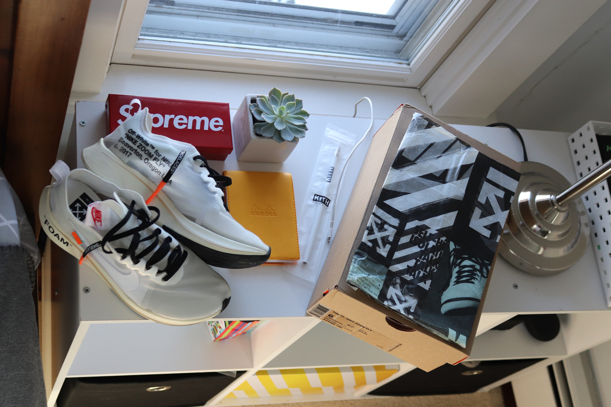 Canon EOS 77D (EOS 9000D / EOS 770D) sample photo. Off-white nike zoom fly photography