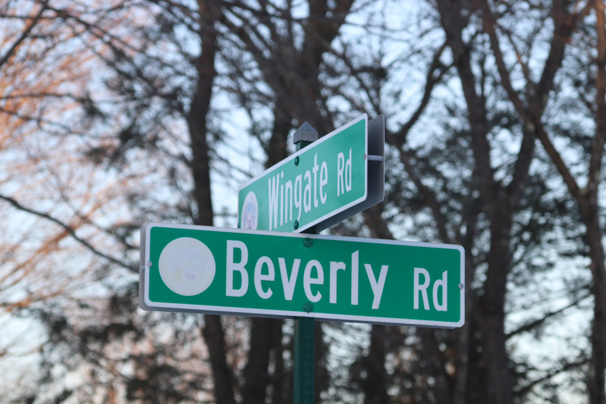 Canon EF 28-135mm F3.5-5.6 IS USM sample photo. Streetsign photography
