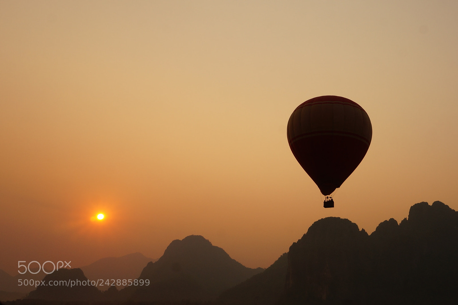 Sony Alpha NEX-6 sample photo. Up in the air photography