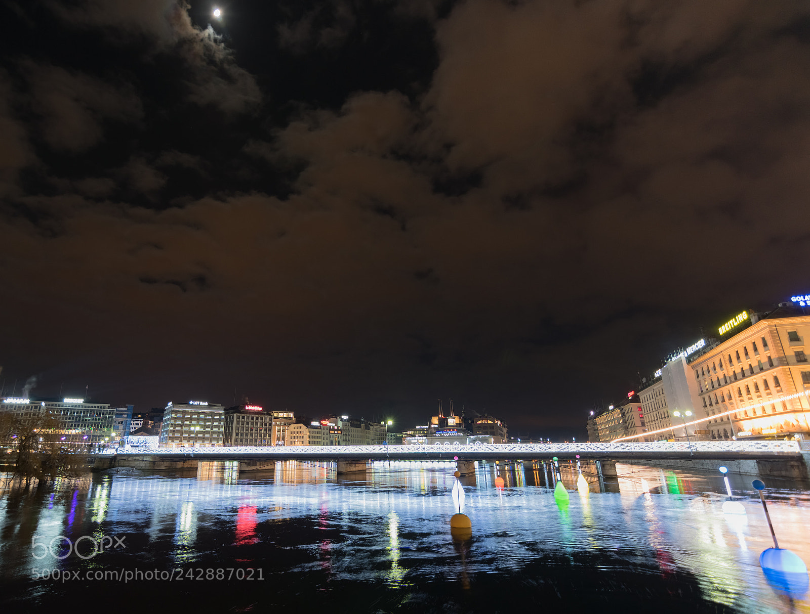 Nikon D5600 sample photo. Geneva by night photography