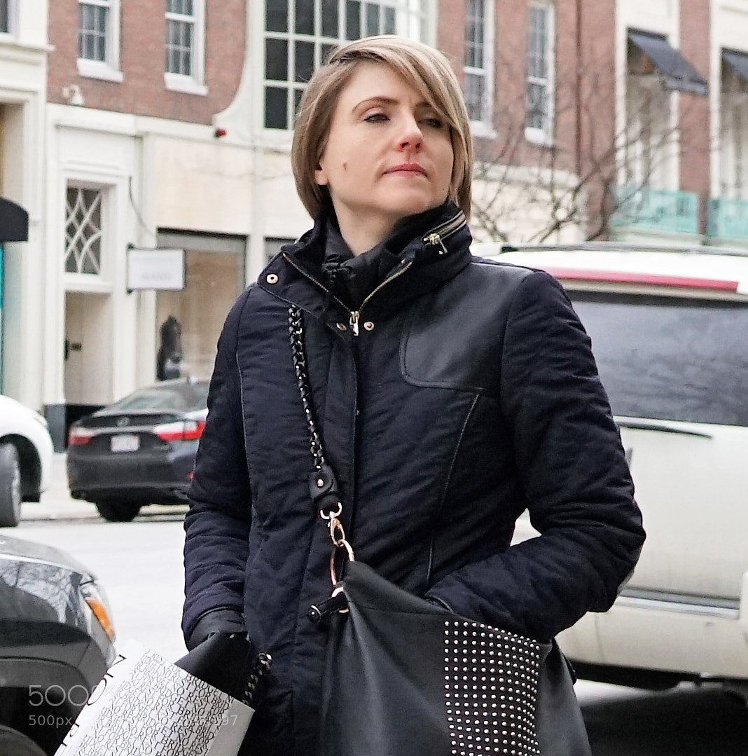 Sony a6500 sample photo. A well heeled woman photography