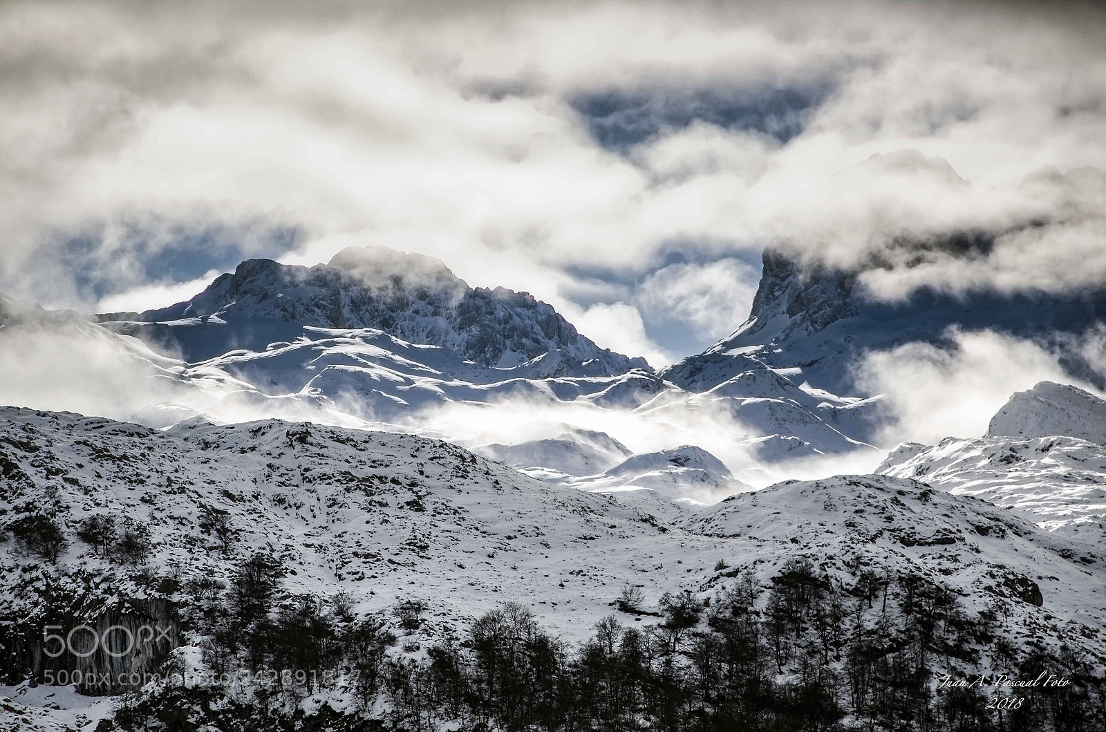 Nikon D5100 sample photo. Pico de europa photography