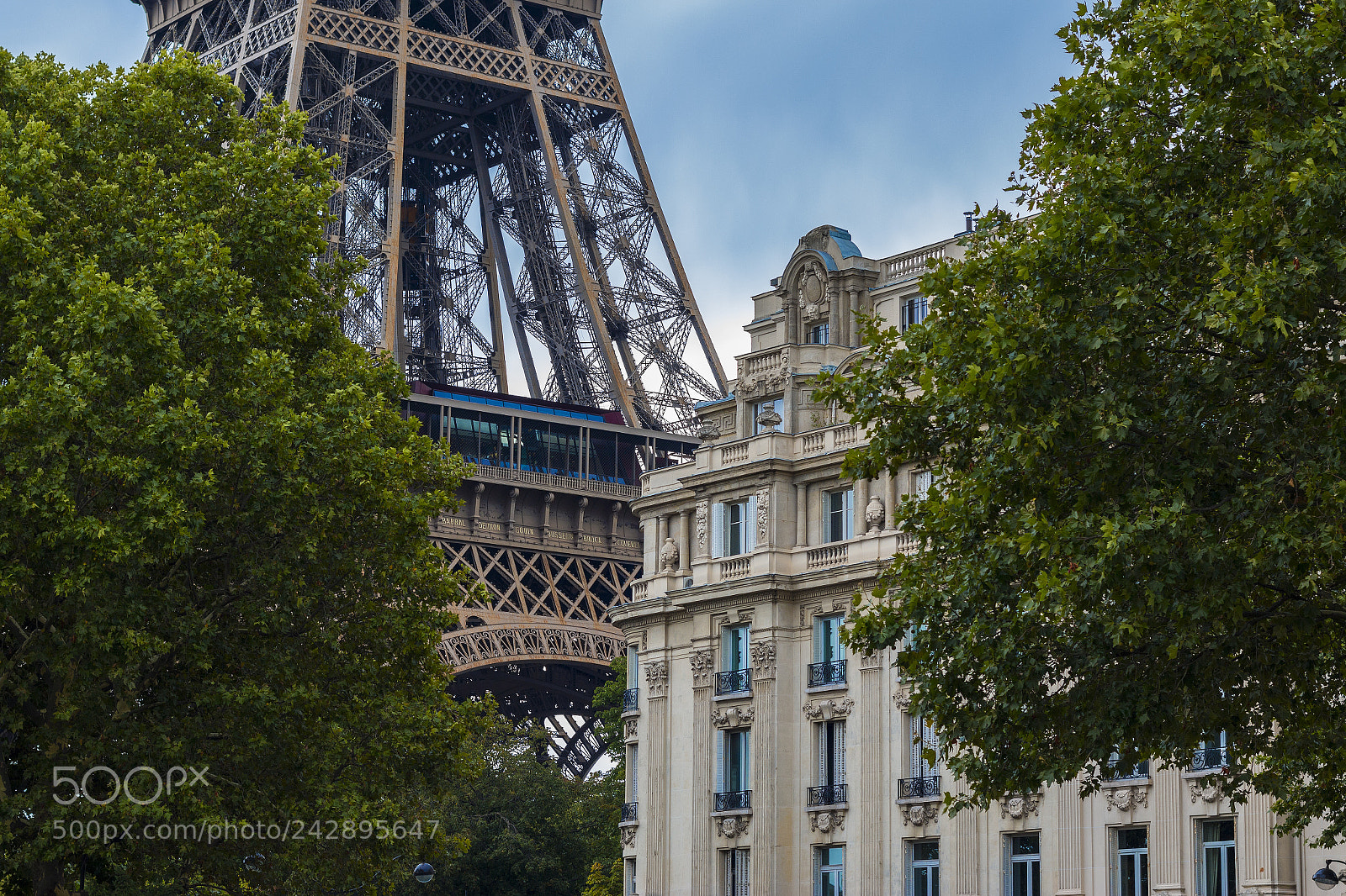 Canon EOS 70D sample photo. Eiffel tower and old photography