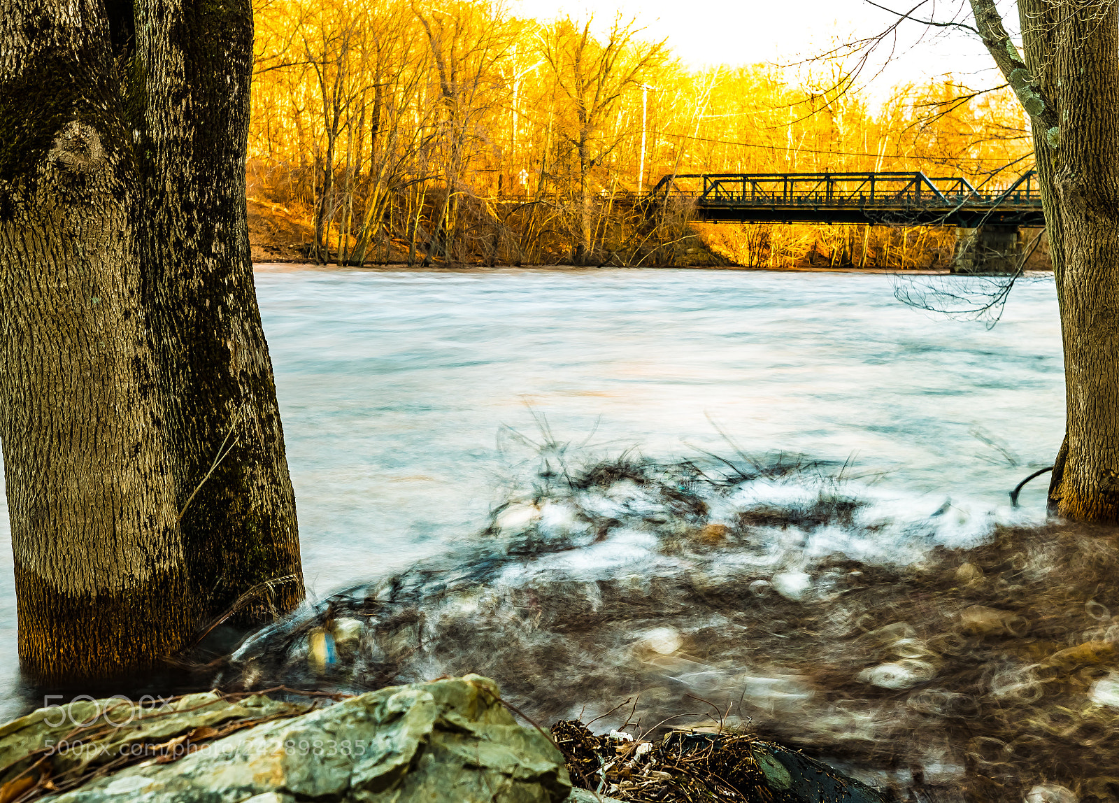Canon EOS 750D (EOS Rebel T6i / EOS Kiss X8i) sample photo. Bridge over turbulent water photography