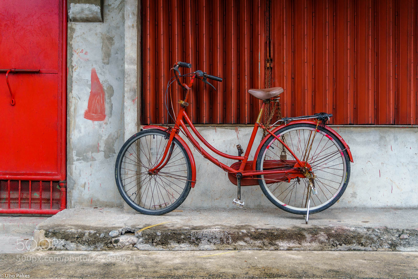 Sony a6300 sample photo. Red bike photography
