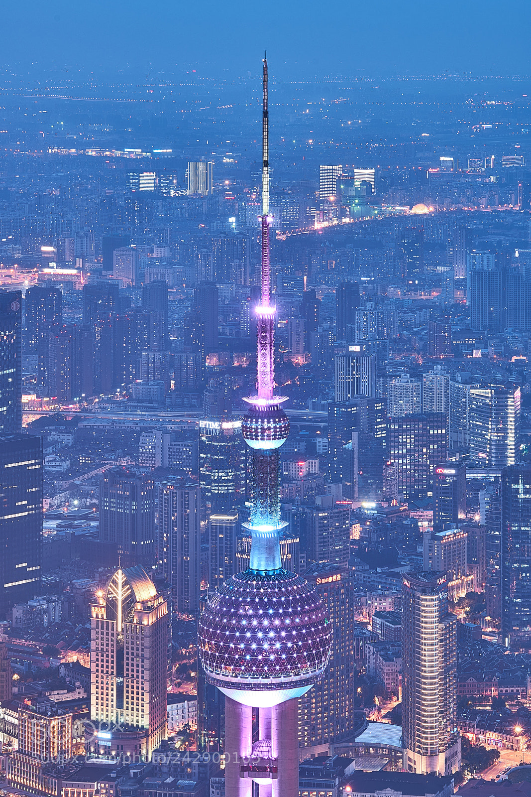 Sony a7R II sample photo. The oriental pearl radio photography