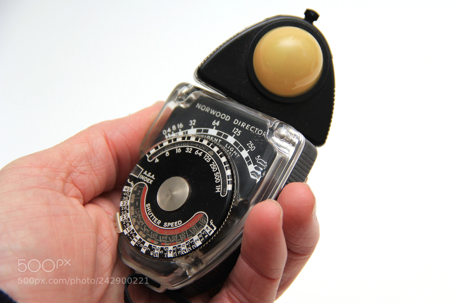 Canon EF-S 18-135mm F3.5-5.6 IS sample photo. Norwood director lightmeter photography