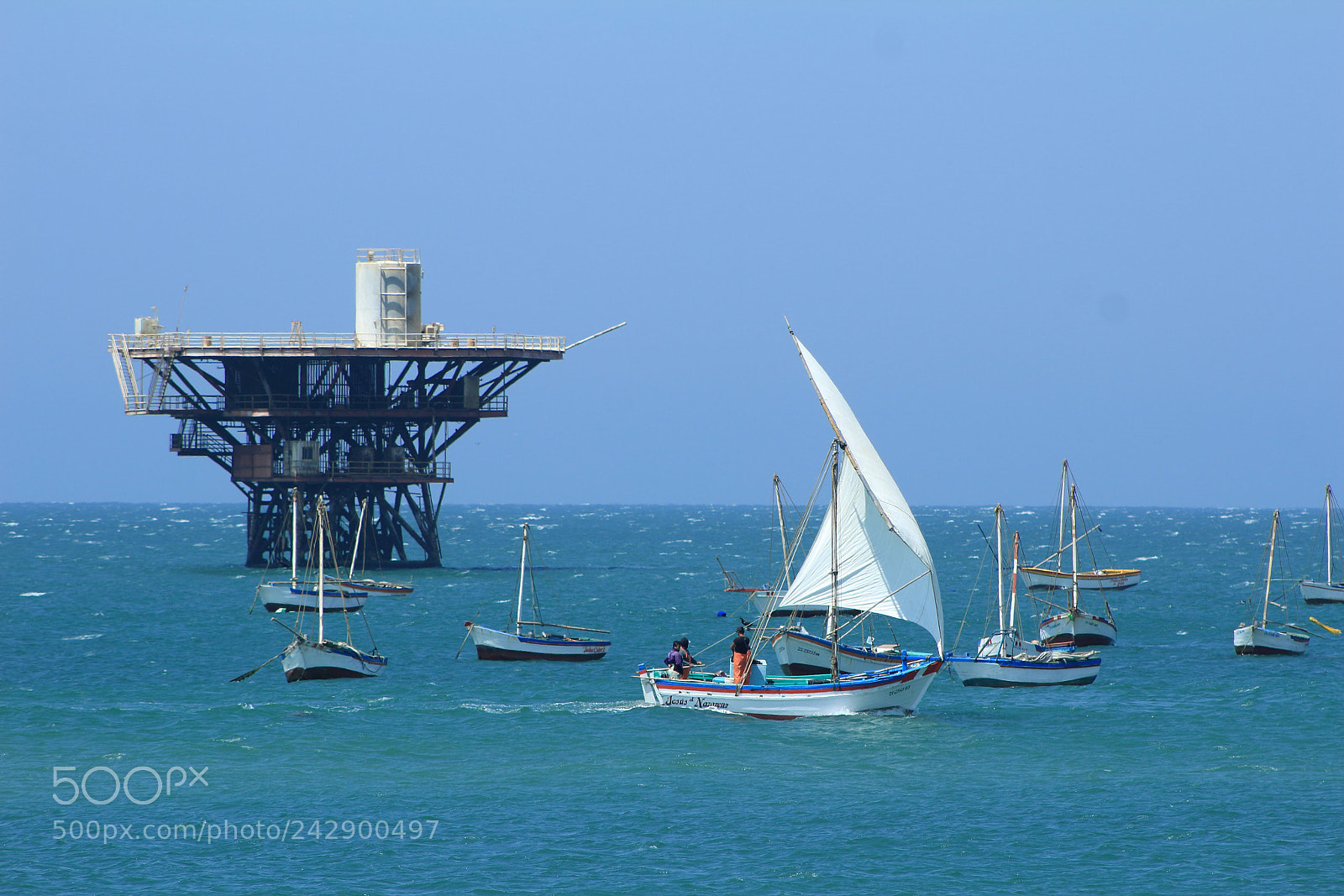 Canon EOS 1200D (EOS Rebel T5 / EOS Kiss X70 / EOS Hi) sample photo. Petróleo y mar... photography