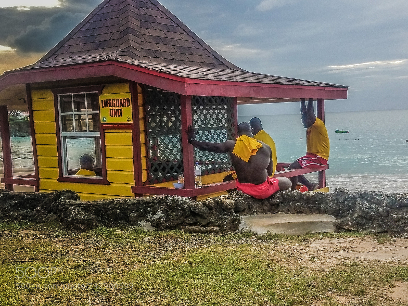 Samsung Galaxy S7 Edge sample photo. Lifeguards photography