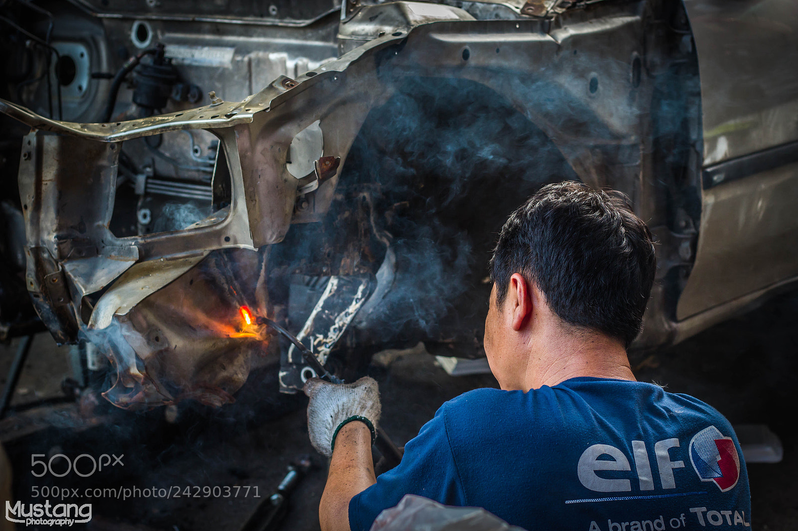 Canon EOS 60D sample photo. Mechanic photography