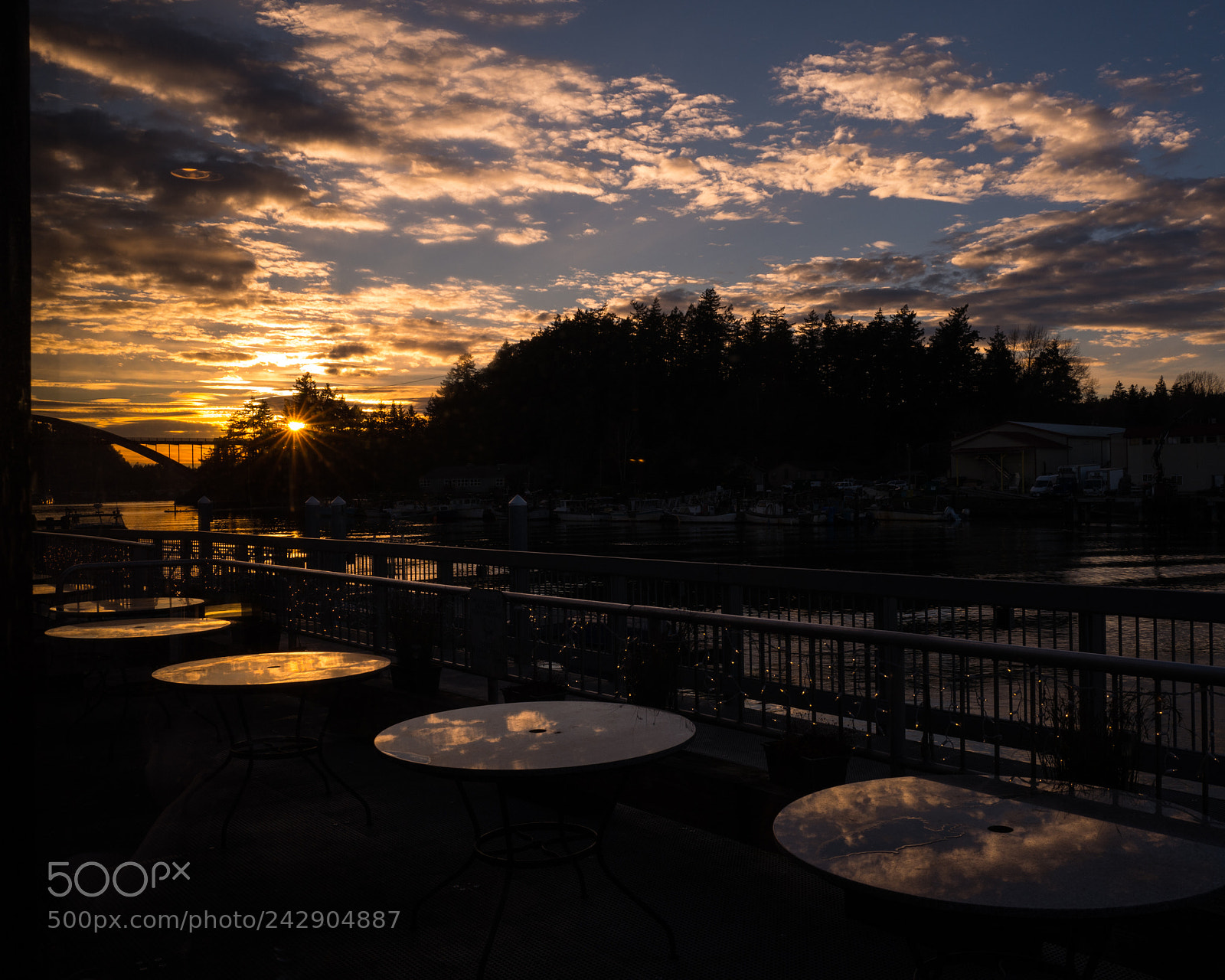 Leica Q (Typ 116) sample photo. Laconner sunset photography