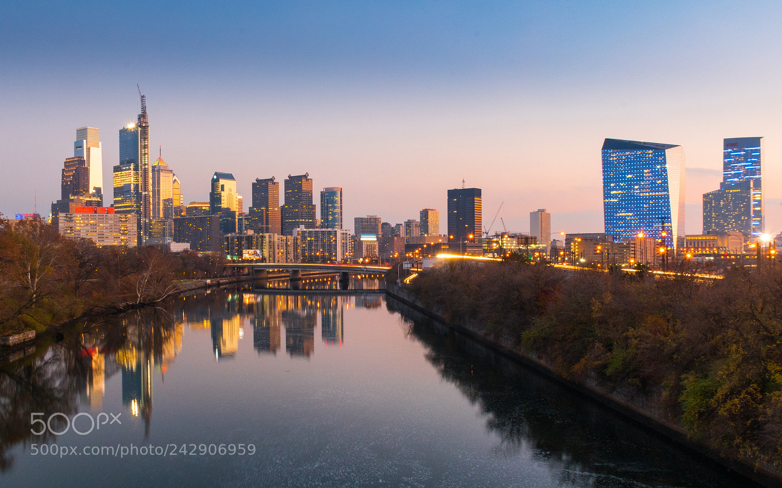 Nikon D5500 sample photo. Philly from spring garden photography