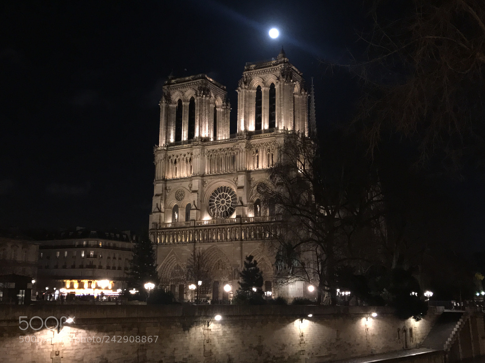 Apple iPhone 7 Plus sample photo. Super moon over notre photography