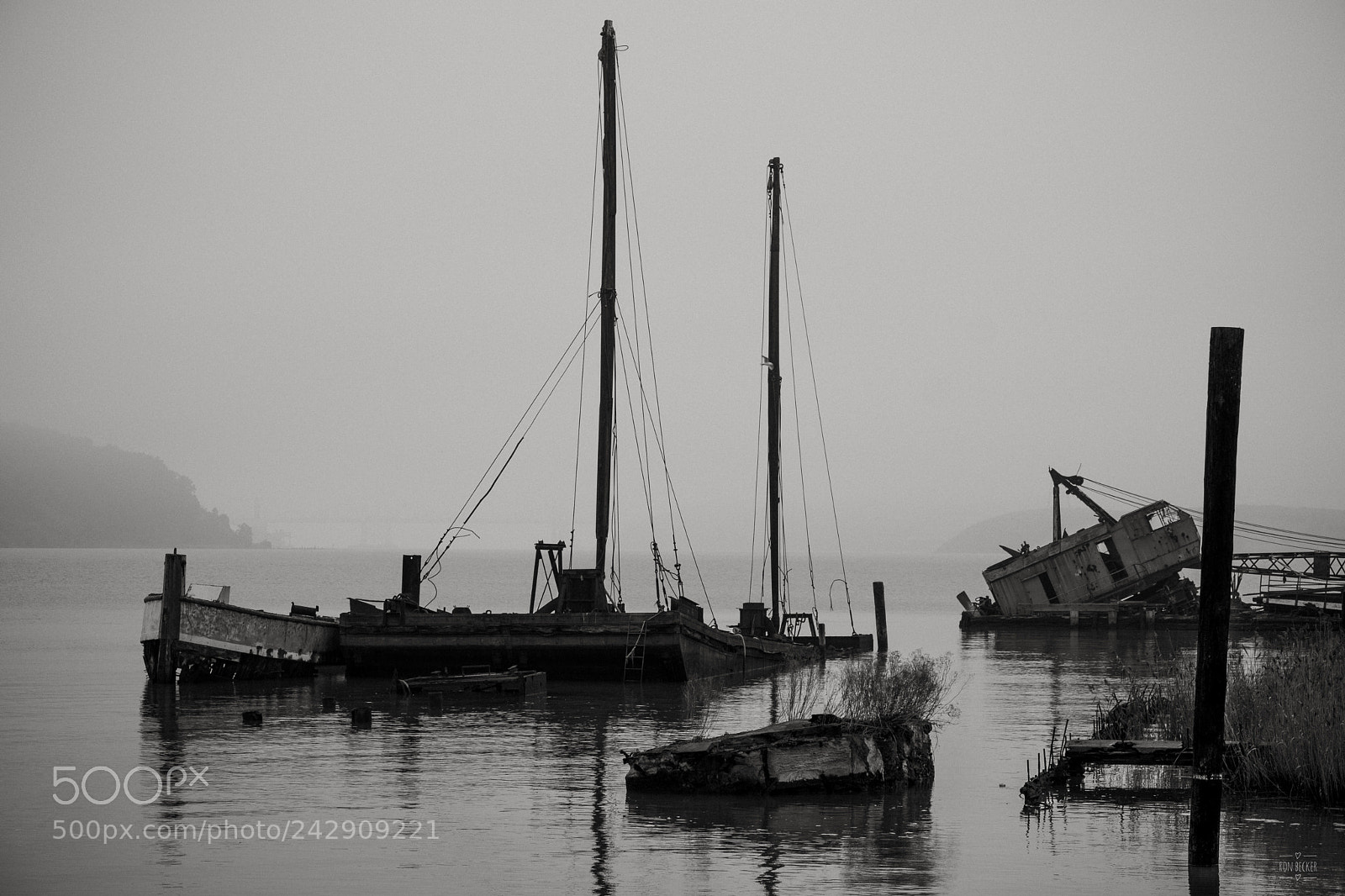 Fujifilm X-T2 sample photo. Moody memories photography